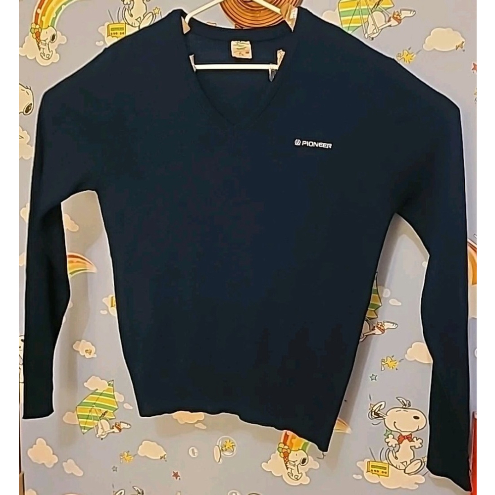Vintage Pioneer Audio Pullover VNeck Sweater Size Large Made In Canada Navy Blue